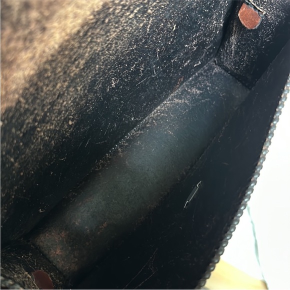 🤎Vintage~Handmade Leather Bag with Heart Clasp Closure - Picture 13 of 14